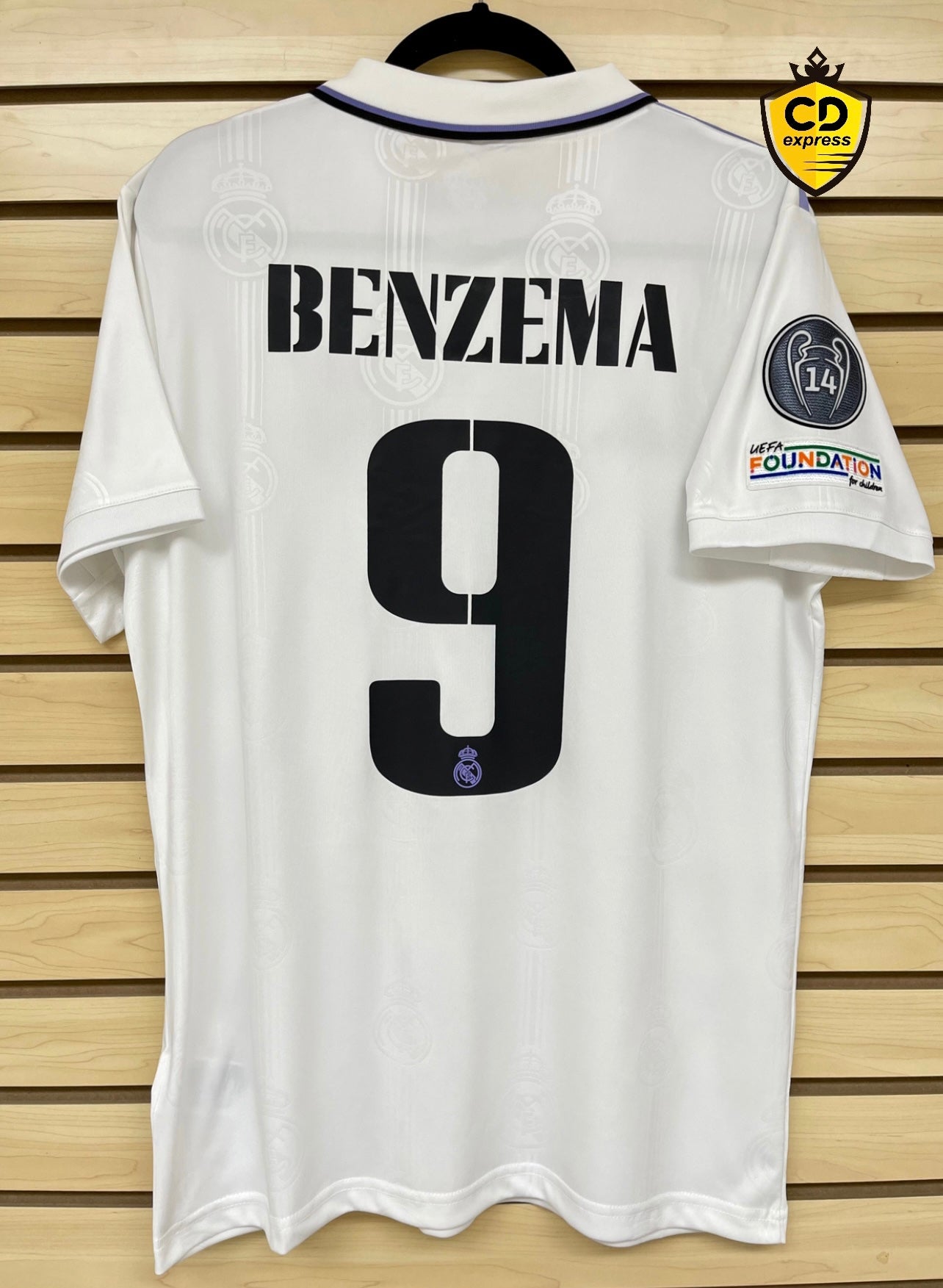 Camiseta 1ª equipación Real Madrid 🇪🇸 UCL - 22/23 Versión Aficionado Benzema #9